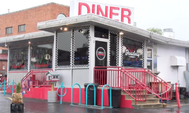 The Broadway Diner in Columbia has handed out more than 8,000 free meals during the pandemic.