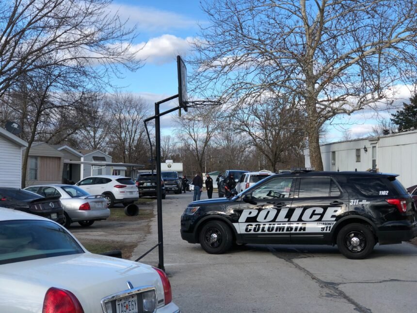 cpd barricaded subject at woodstock trailer court