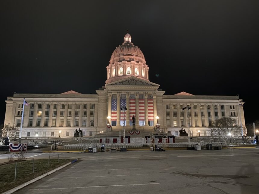 Missouri Capitol at night