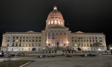 Missouri Capitol at night