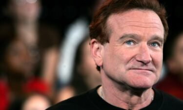 Actor Robin Williams appears onstage during MTV's Total Request Live at the MTV Times Square Studios on April 27