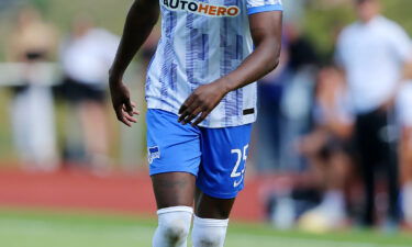 Hertha BSC's Jordan Torunarigha runs with the ball during the pre-season friendly match against MSV Neuruppin at Neuruppiner Volksparkstadion on July 7