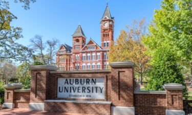 Auburn University is offering prizes to encourage students to get vaccinated.