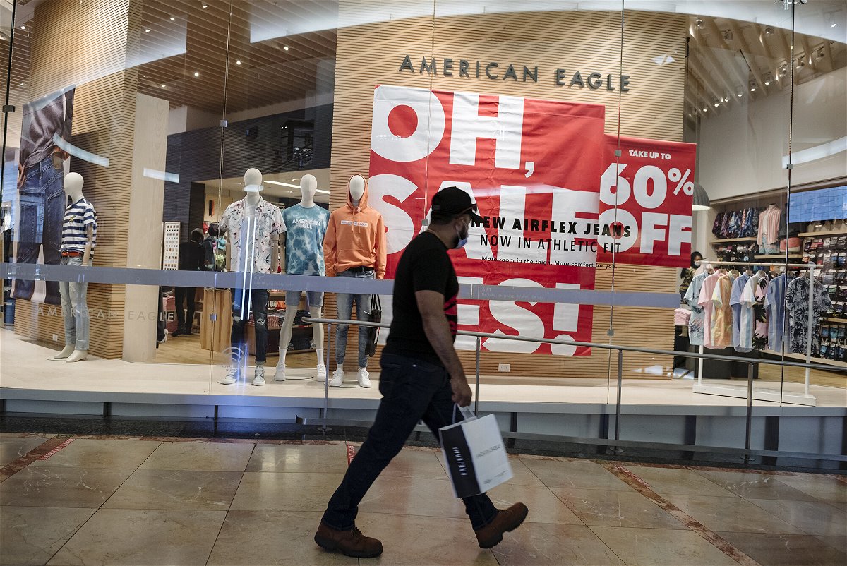 <i>Michael Short/Bloomberg/Getty Images</i><br/>You're likely to see a near-absence of promotions now and through the holidays later this year.