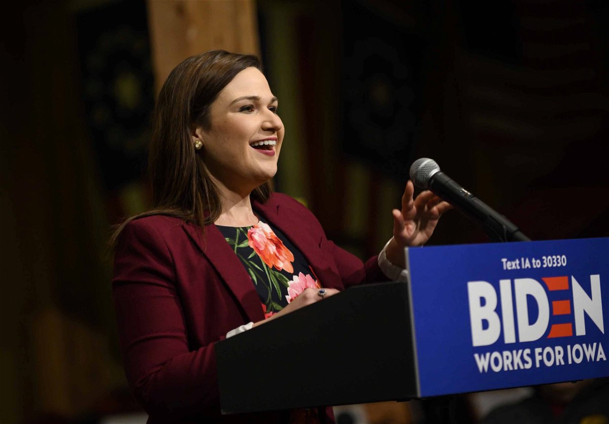 <i>Stephen Maturen/Getty Images</i><br/>Rep. Abby Finkenauer introduces Democratic presidential candidate