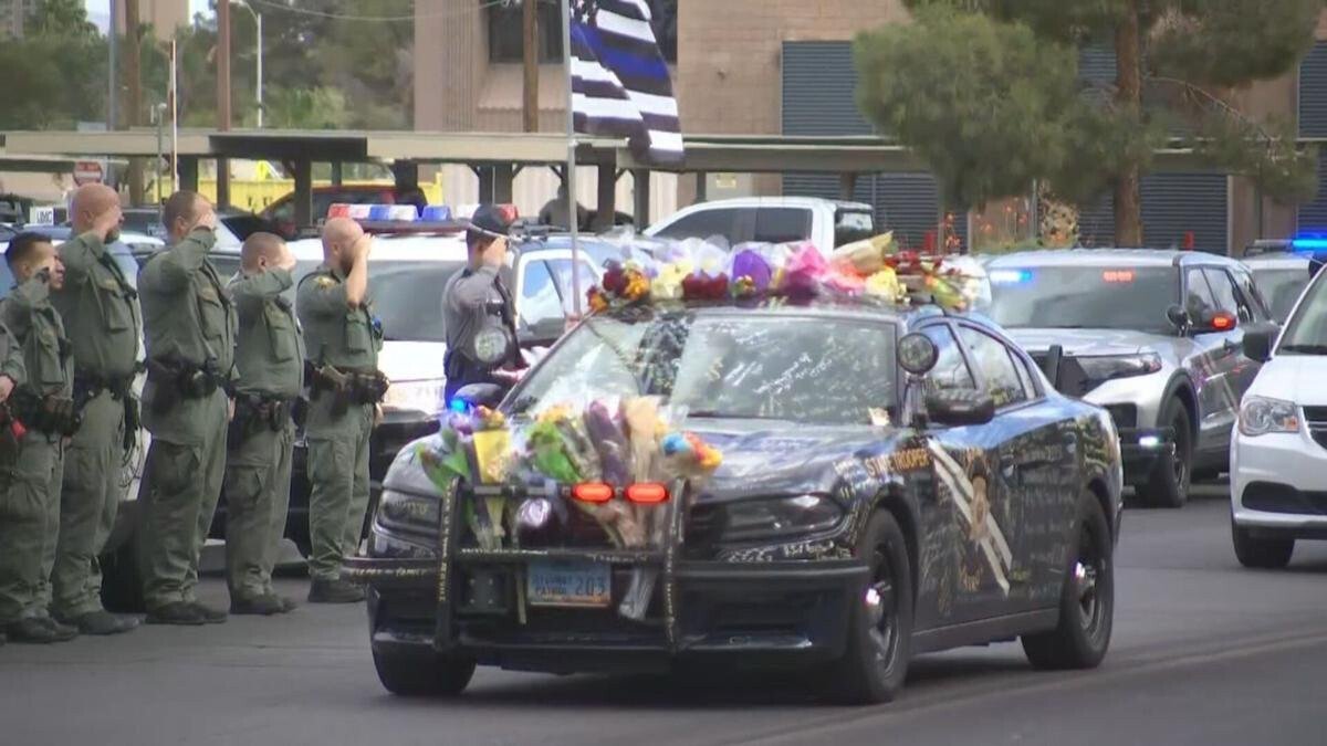 <i>KVVU</i><br/>Members of law enforcement and the Las Vegas community honored a fallen Nevada Highway Patrol trooper as his body was moved