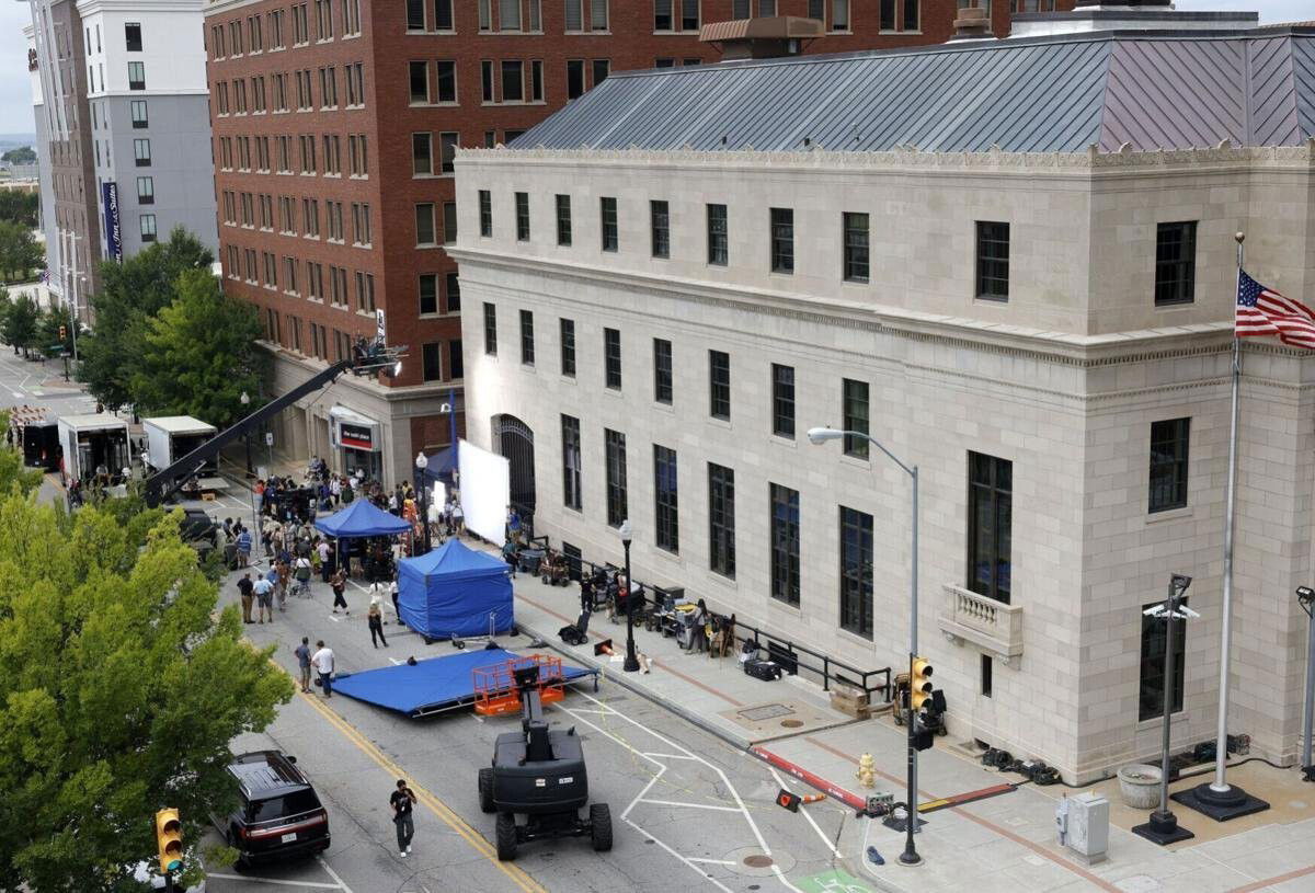 <i>Tulsa World</i><br/>Filming for the movie Killers of the Flower Moon outside the Federal Courthouse in downtown Tulsa on August 8.