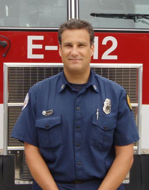 <i>KSBW via SCFD</i><br/>The fire chief of the city of Santa Cruz is retiring after over 20 years on the job.