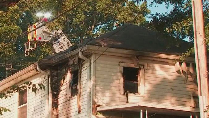 <i>WGCL</i><br/>Gwinnett County firefighters are working to determine what caused a fatal house fire on Aug. 25.