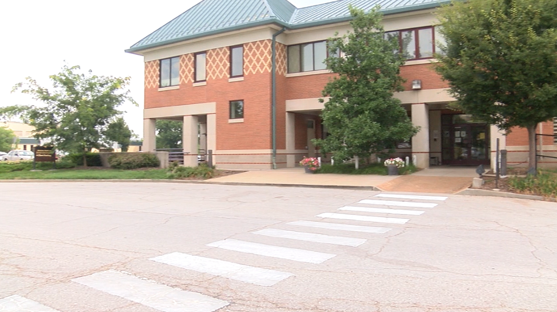 The Small Animal Hospital at the MU Veterinary Health Center stopped some overnight emergency services due to staff shortages and increased workload.