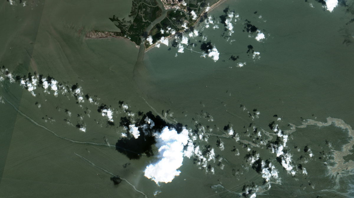 <i>Maxar Technologies/AP</i><br/>An oil slick is shown on September 2 south of Port Fourchon