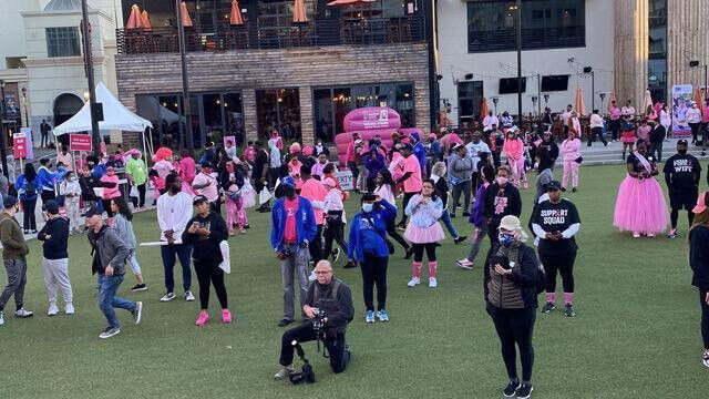 <i>WGCL</i><br/>The annual walk is a major donation driver and helps raise thousands of dollars for breast cancer research.