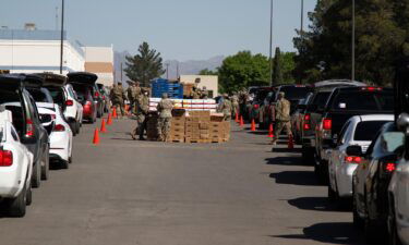 Texas National Guard soldiers distribute food at the El Pasoans Fighting Hunger Food Bank