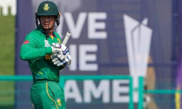 South African cricketer Quinton de Kock has made the "personal decision" not to take a knee before games at the ongoing T20 World Cup.