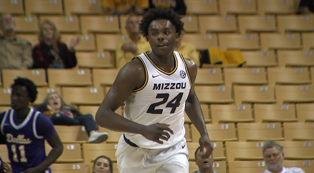 Brown's Big Night On The Boards Leads Mizzou To Bounce Back Win - ABC17NEWS