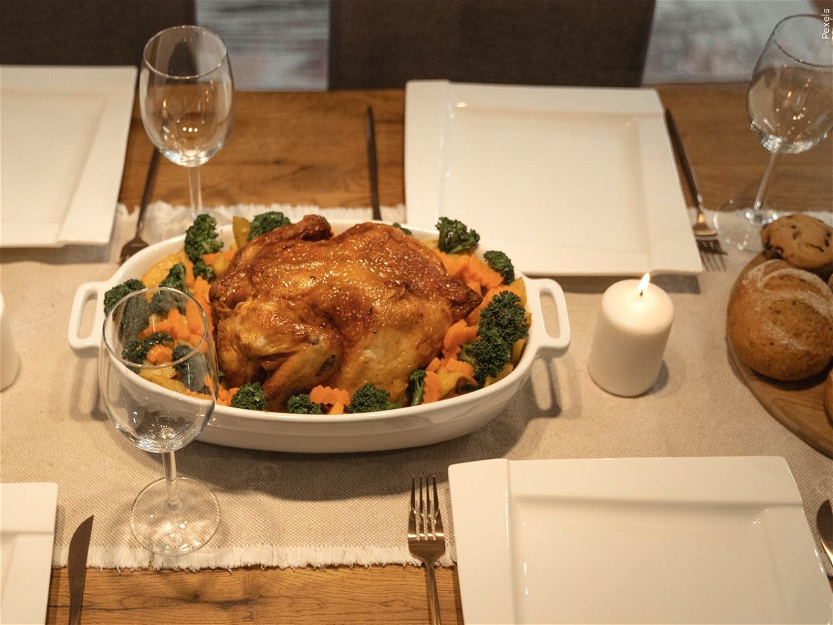 Thanksgiving Dinner. Photo courtesy  MGN Online