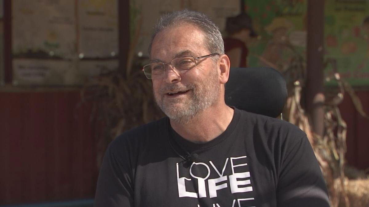 <i>KTVK/KPHO</i><br/>One Valley family is especially eager to hear about MDA grants and the hope they represent. Doug Clough was diagnosed with ALS seven years ago. 