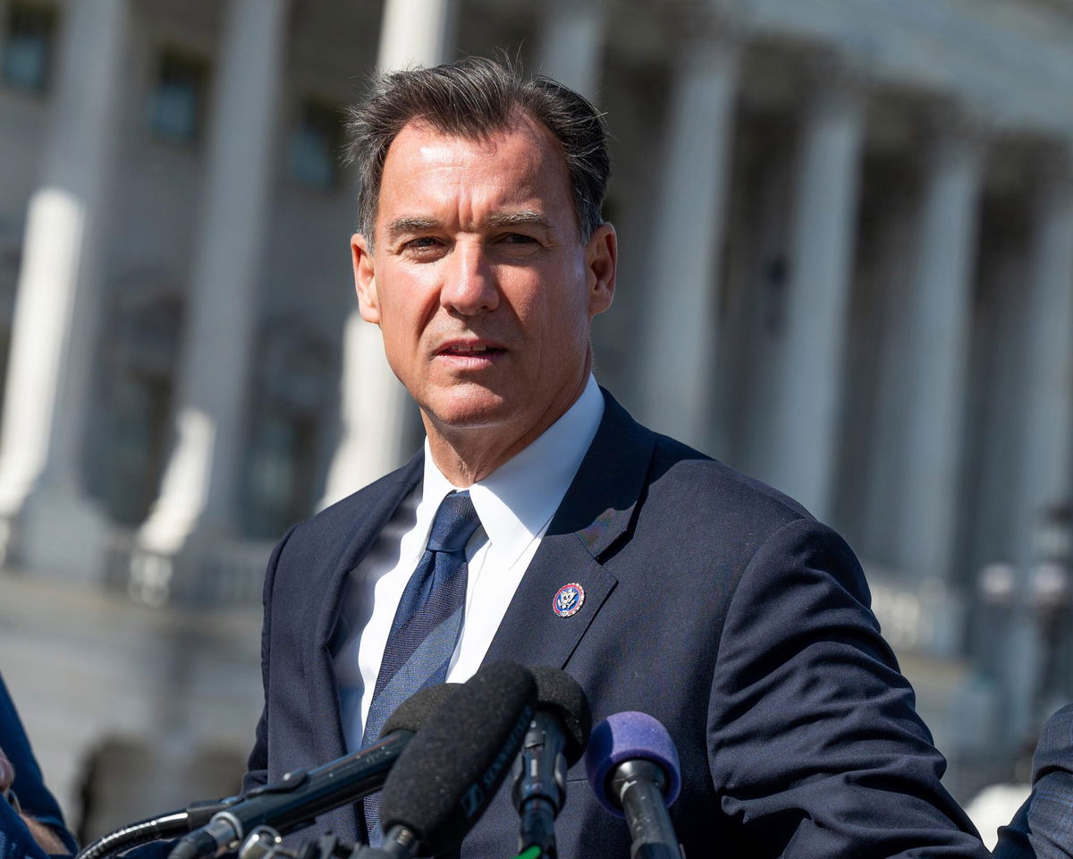 <i>Michael Brochstein/SIPAPRE/Sipa USA/AP</i><br/>New York Democratic Rep. Tom Suozzi on Monday announced his bid to become New York's next governor.