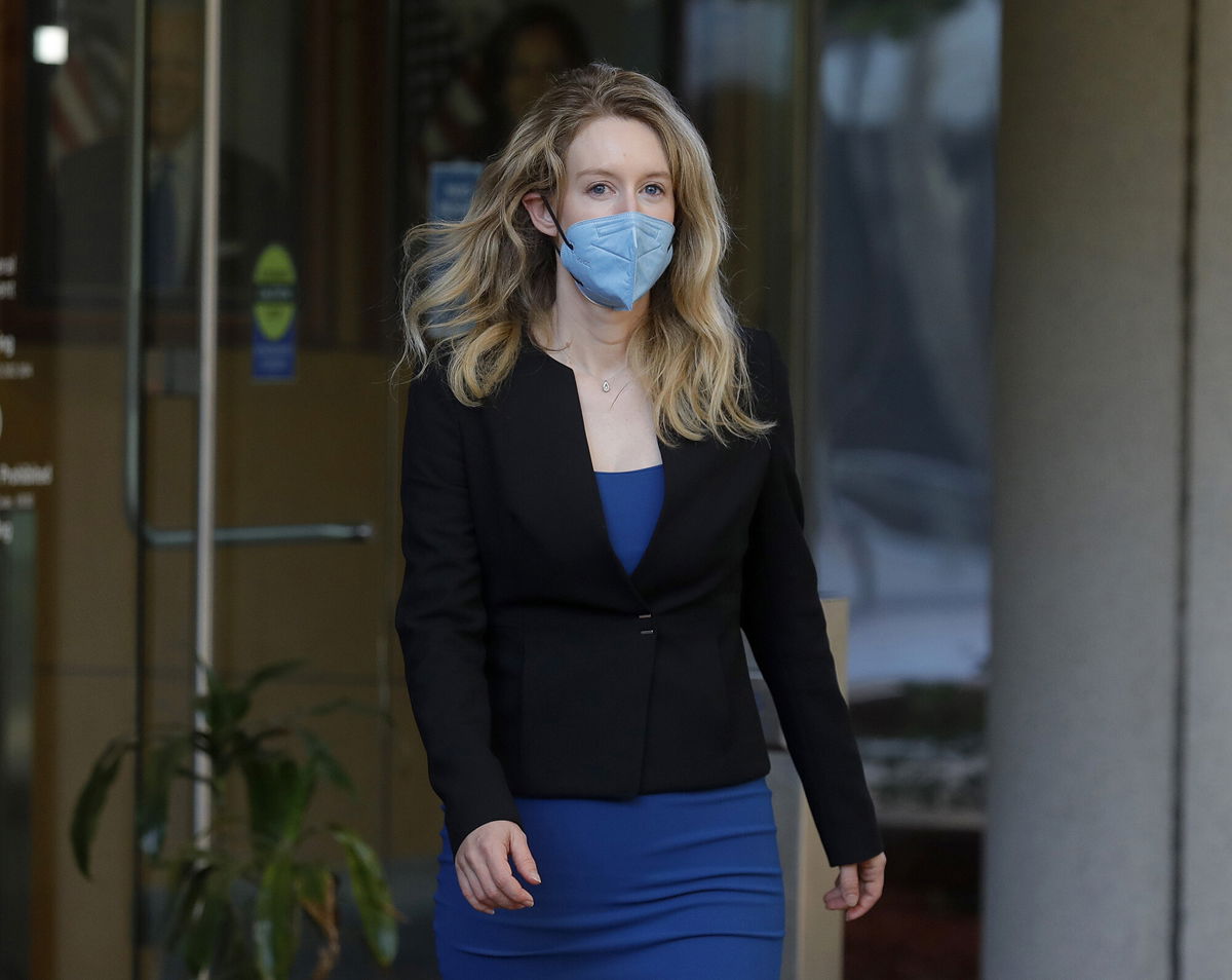 <i>Jane Tyska/Digital First Media/The Mercury News/Getty Images</i><br/>Theranos founder Elizabeth Holmes leaves the Robert F. Peckham Federal Building and U.S. Courthouse in San Jose