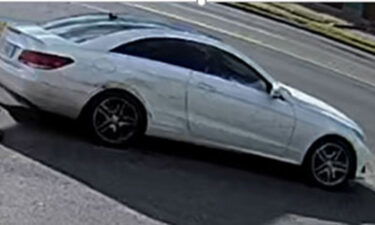 The photo of the alleged suspects' car released by the Memphis Police Department.