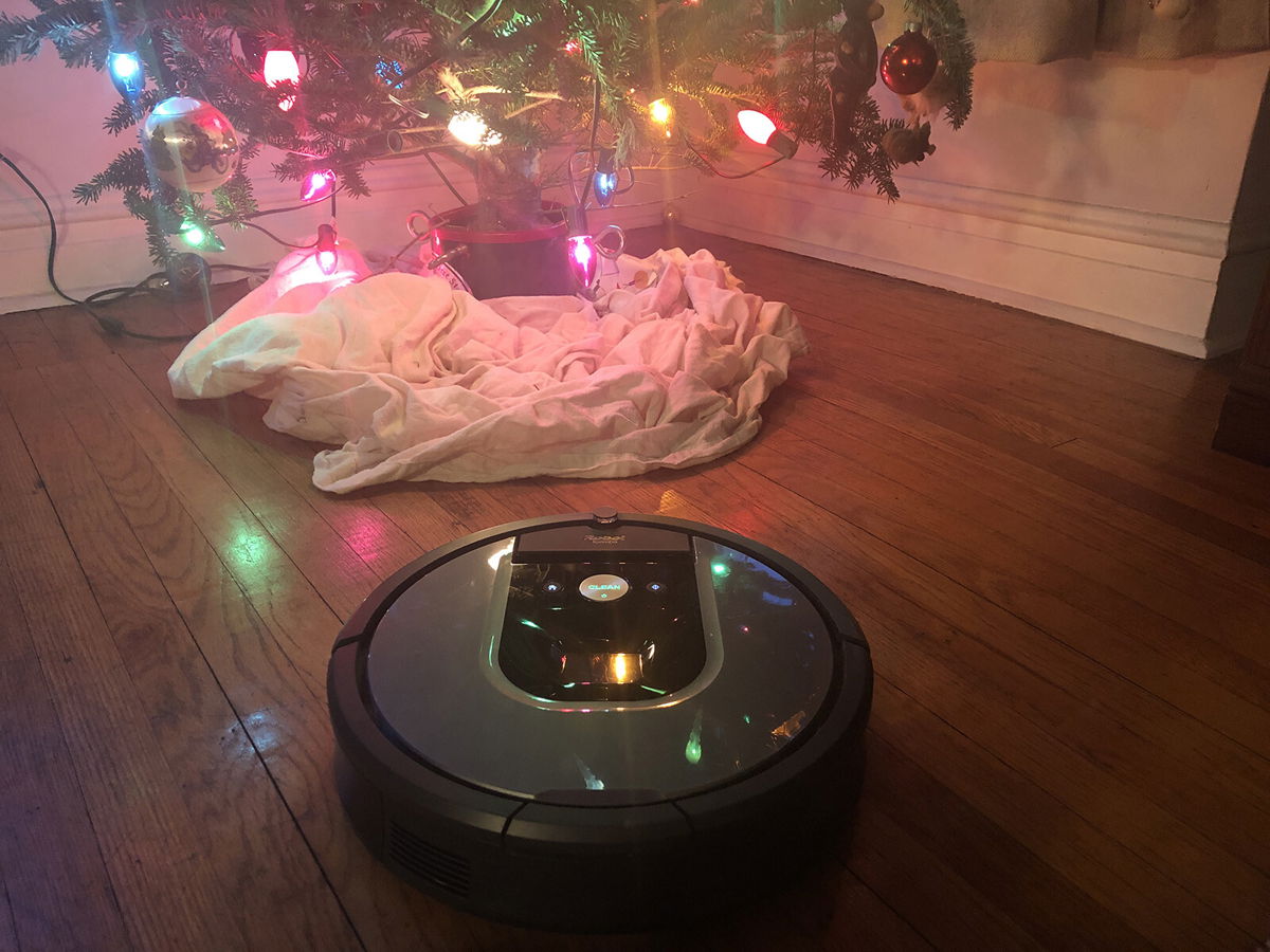<i>Stephanie Reynolds/Chicago Tribune/Getty Images</i><br/>It's fascinating to watch how Roomba maps a room