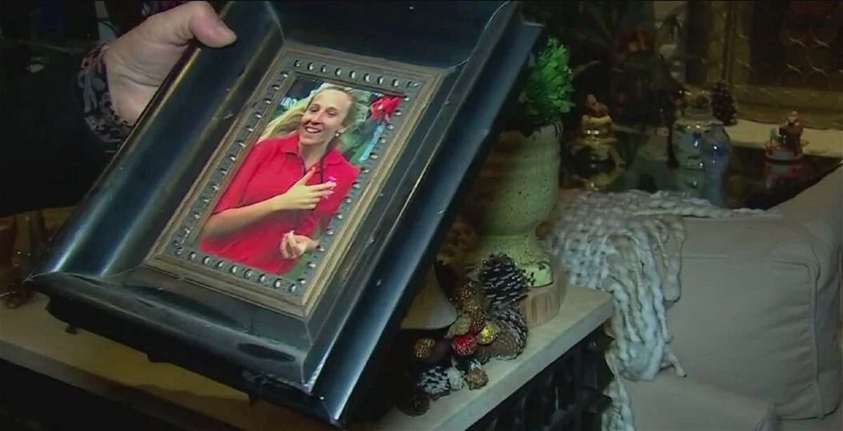 <i>WSMV</i><br/>Betty Mason talks about losing her daughter to substance abuse.