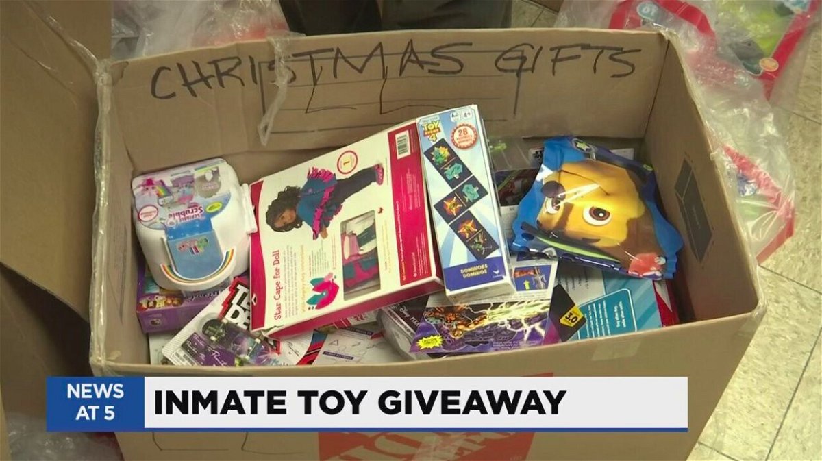 <i>WNEM</i><br/>One local group is making an effort to make sure children with a parent behind bars get to experience the joys of the holiday season.