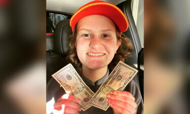 Sydney Raley was rewarded $100 from two Edina Police Department officers.