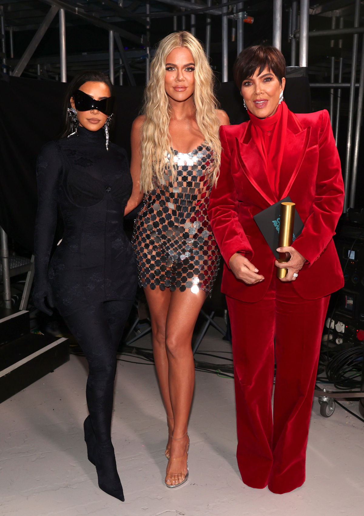 <i>Christopher Polk/E! Entertainmen/NBCUniversal/Getty Images</i><br/>Kim Kardashian West (left)