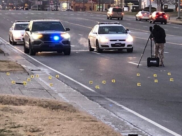 <i>WSMV</i><br/>Three people were injured in a shooting at a Waffle House on Fort Campbell Boulevard in Clarksville.