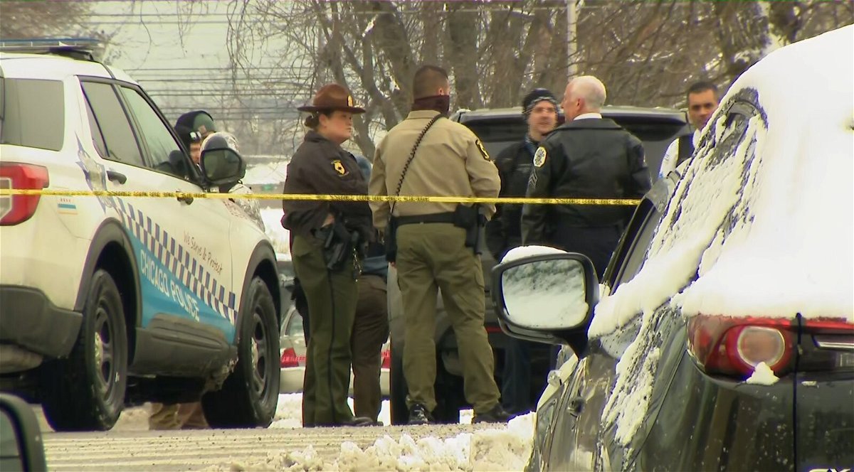 <i>WBBM</i><br/>A man who was a trooper with the Illinois State Police and a woman were found shot dead Monday afternoon in a car in the East Side neighborhood of Chicago.