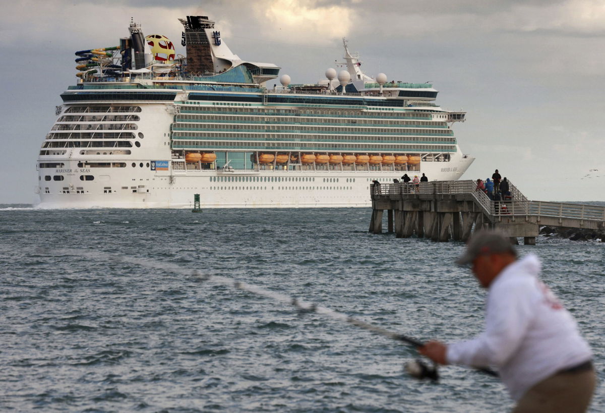 <i>Joe Burbank/Orlando Sentinel/AP</i><br/>The US Centers for Disease Control and Prevention's Covid-19 guidance will soon become optional for many cruise ships.
