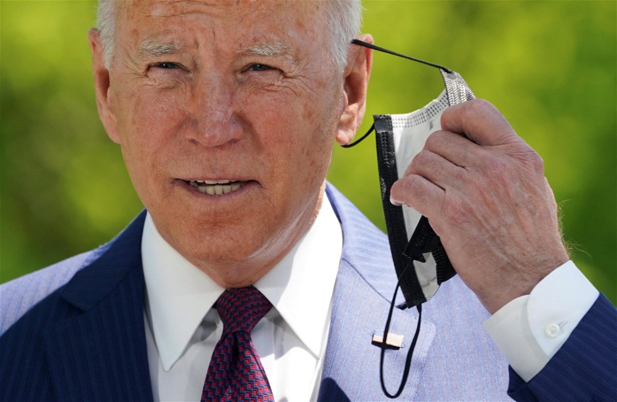 <i>Kevin Lamarque/Reuters</i><br/>The Biden administration will make 400 million N95 masks available to Americans for free starting next week