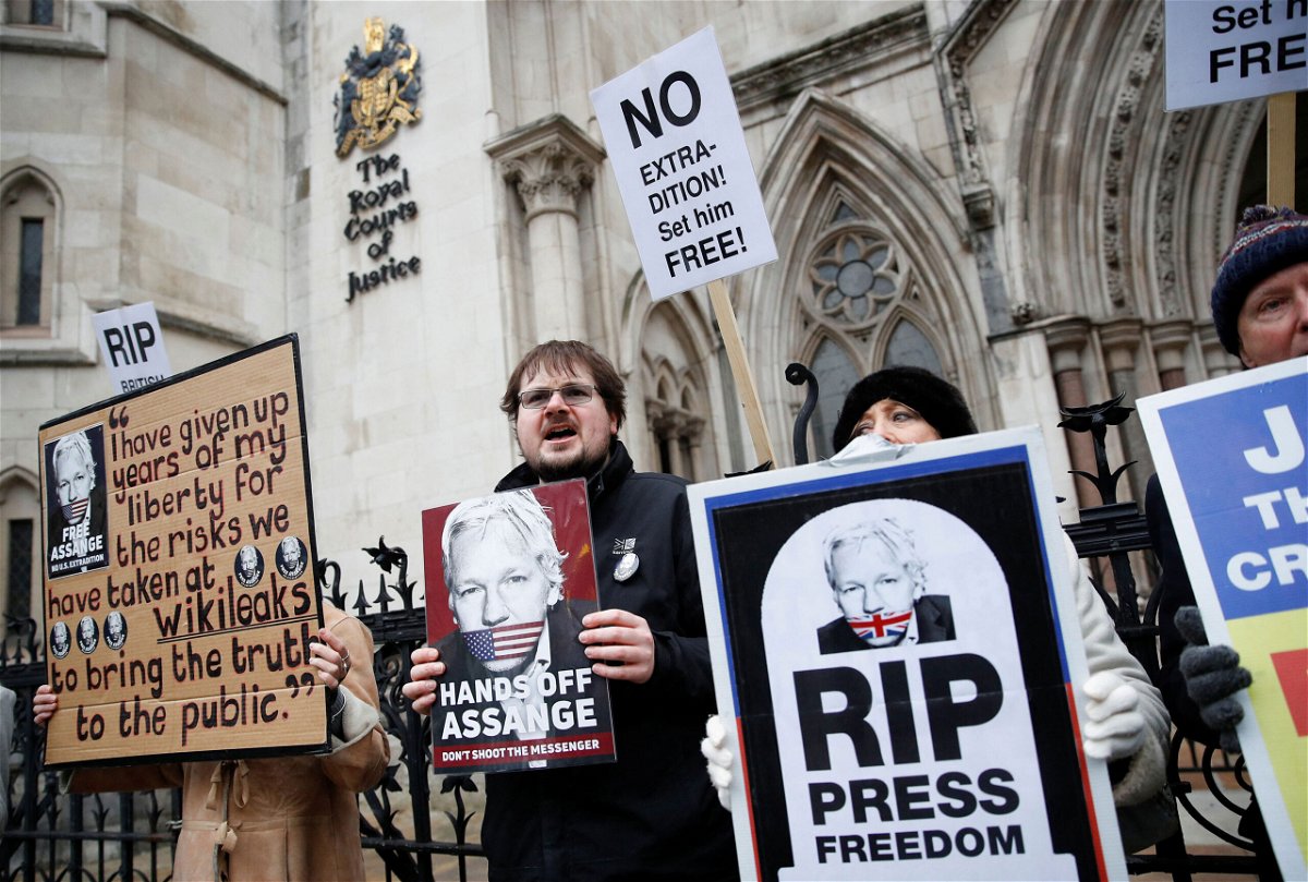 <i>Peter Nicholls/Reuters</i><br/>Wikileaks founder Julian Assange can appeal to the UK's Supreme Court against extradition to the United States