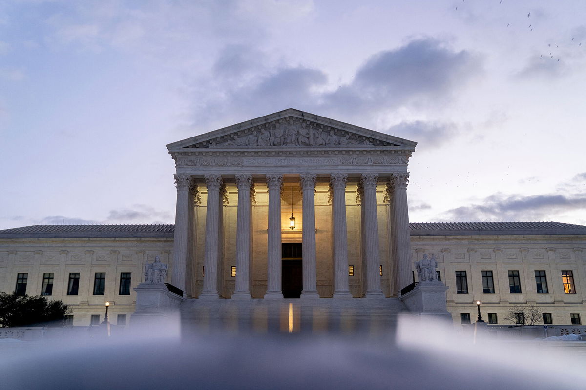 <i>Stefani Reynolds/AFP/Getty Images</i><br/>The nation's largest industry trade groups are calling the US Supreme Court's decision to block US President Joe Biden's vaccine or testing requirement for businesses a victory for employers.