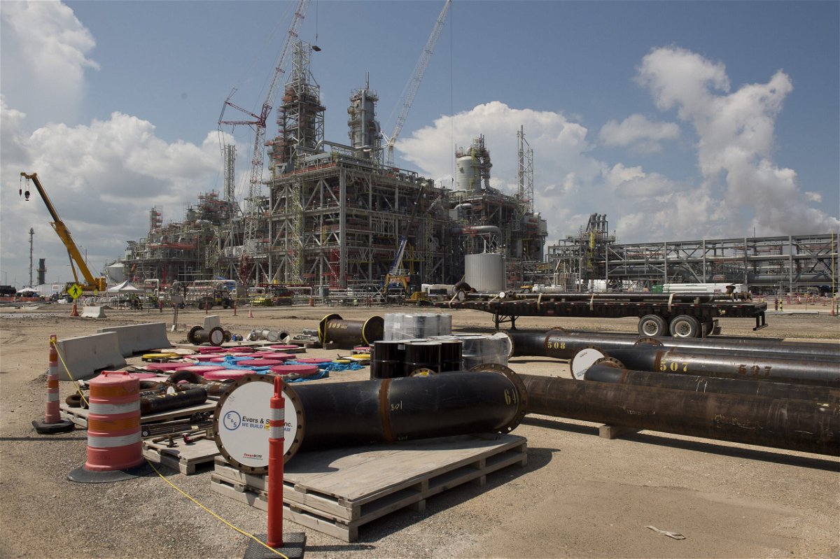 <i>Eddie Seal/Bloomberg/Getty Images/FILE</i><br/>ExxonMobil Corp. and Saudi Basic Industries Corp. (Sabic) Gulf Coast Growth Ventures petrochemical complex under construction in Gregory