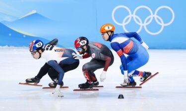 Hwang Dae-heon of South Korea competes during the men's 1