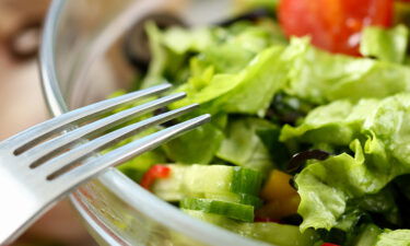 The US Centers for Disease Control and Prevention is investigating a Listeria outbreak linked to Dole packaged salads that has resulted in two deaths.