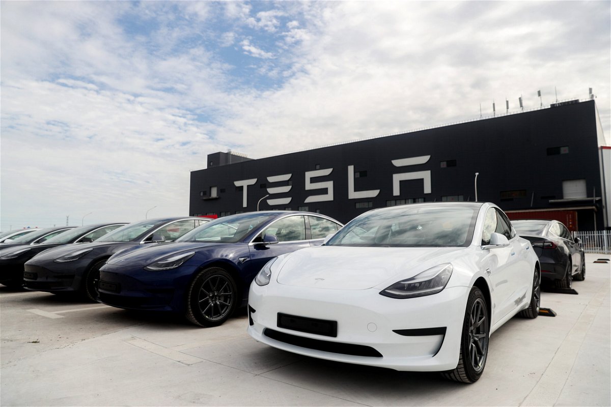 <i>Xinhua/Ding Ting/Getty Images</i><br/>The Model 3 remains the lone Tesla model that is CR recommended.