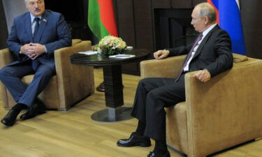 Russian President Vladimir Putin (R) meets with his Belarusian counterpart Alexander Lukashenko in Sochi