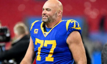 LA Rams Offensive Lineman Andrew Whitworth (77)