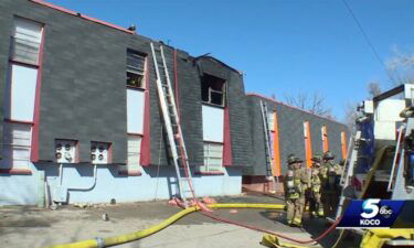 An angry tenant at an apartment complex in Oklahoma City lit the building on fire.