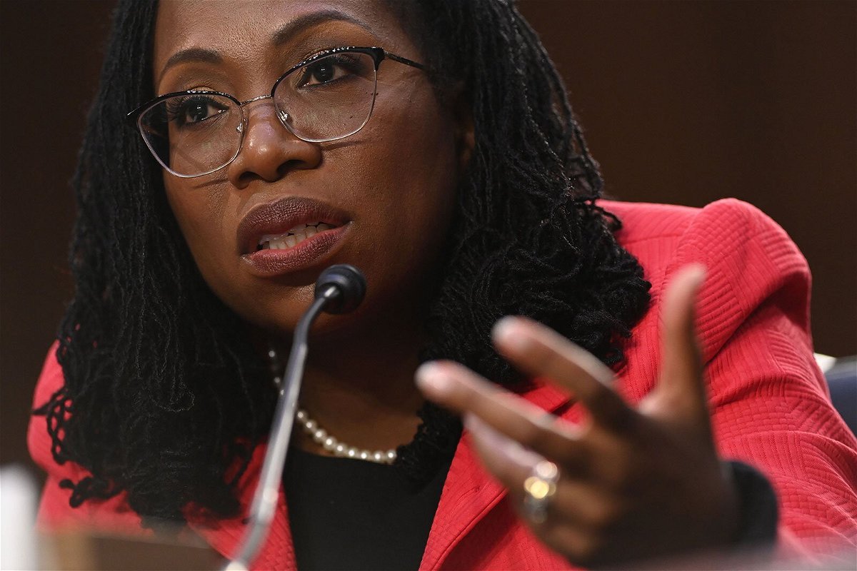 Supreme Court nominee Ketanji Brown Jackson faces intense questioning on  second day of confirmation hearings - ABC17NEWS