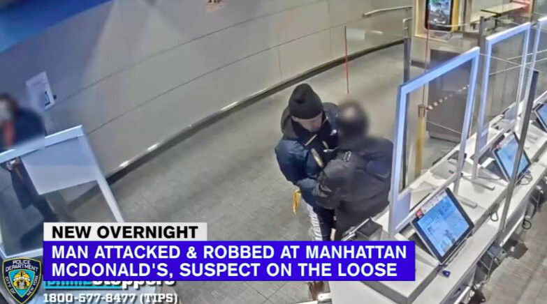 <i>NYPD/WABC</i><br/>A man is in critical condition after he was beaten and robbed inside a Midtown McDonald's.