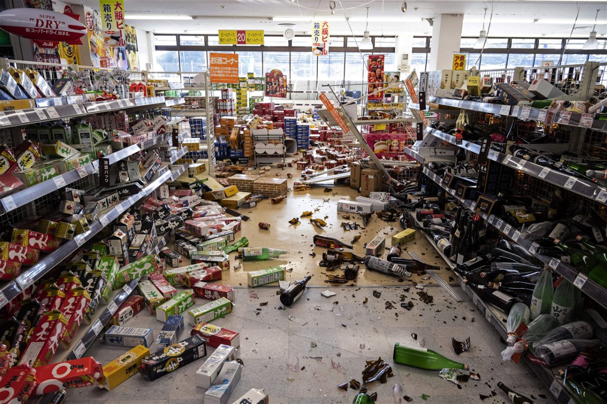 <i>Charly Triballeau/AFP/Getty Images</i><br/>A supermarket littered with merchandise in Shiroishi