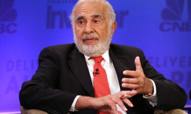 Icahn is planning to nominate two directors to the company's board over the issue
