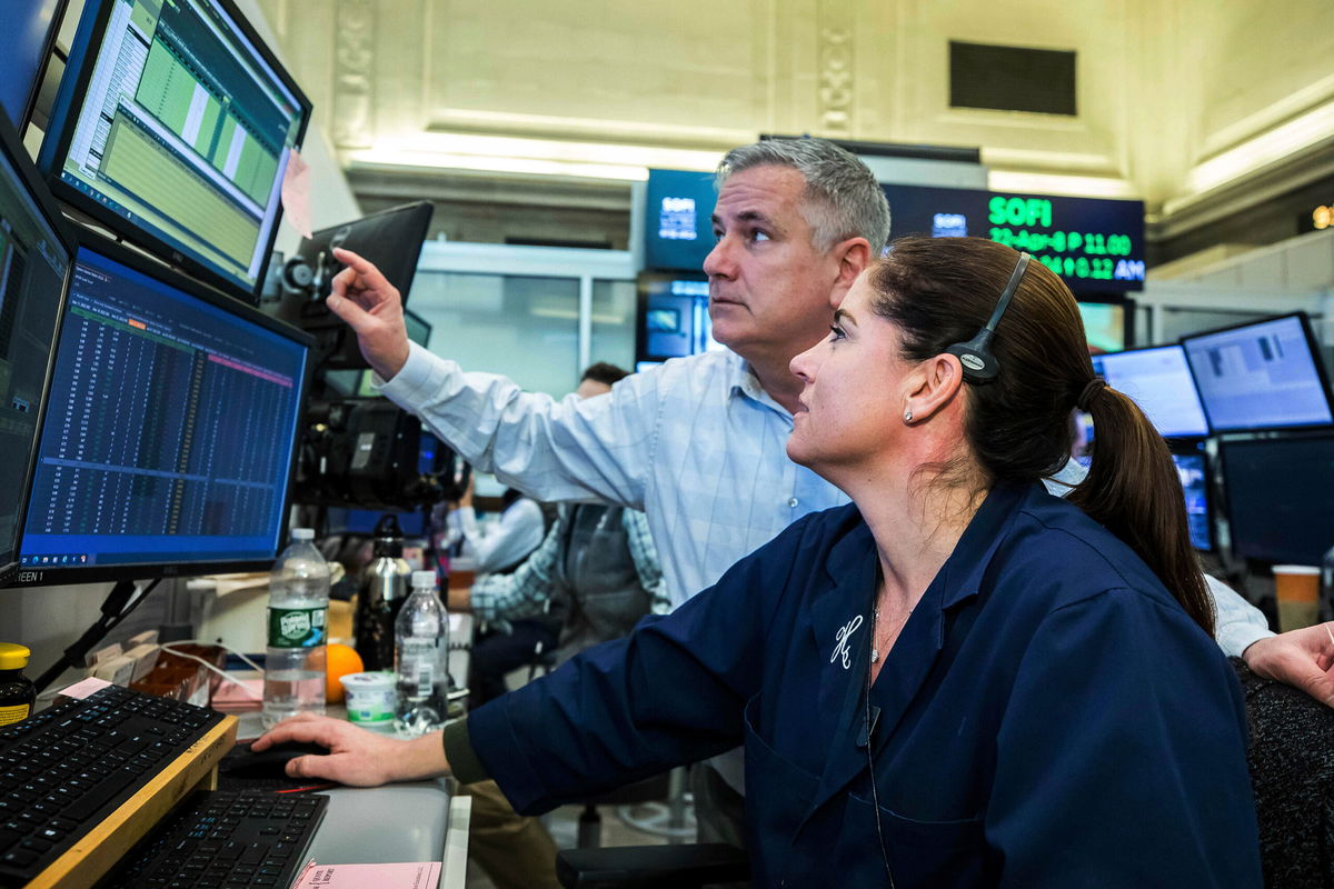 <i>Courtney Crow/New York Stock Exchange/AP</i><br/>The Dow is on track to fall for the fifth straight week.