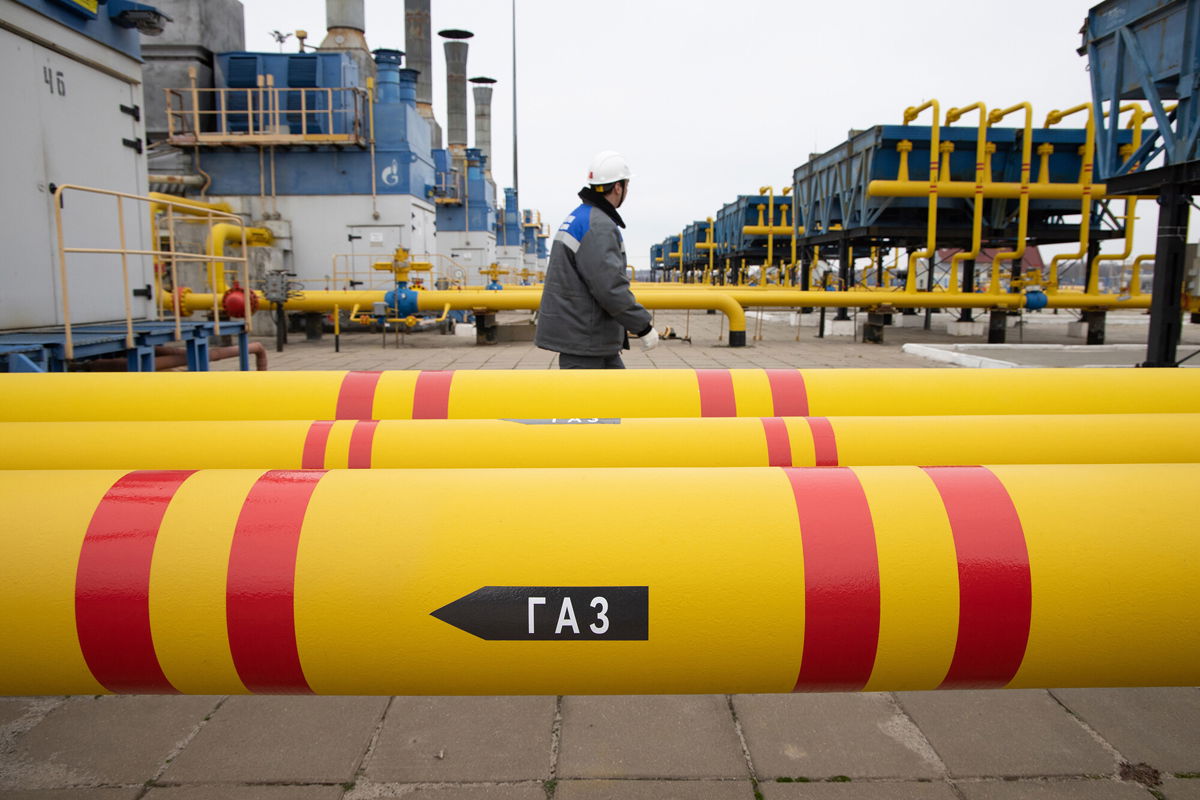 <i>Andrey Rudakov/Bloomberg/Getty Images</i><br/>Pipes carrying gas at the Kasimovskoye underground gas storage facility operated by Gazprom