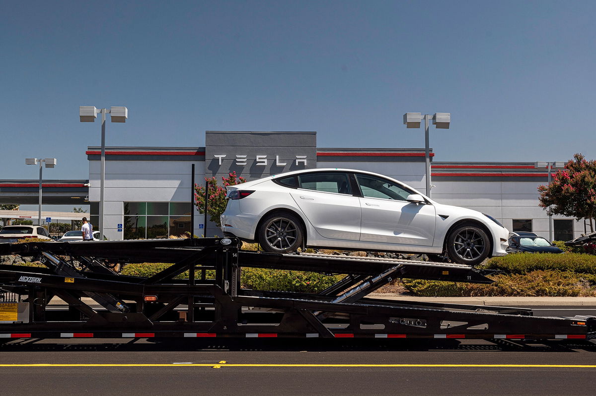 <i>David Paul Morris/Bloomberg/Getty Images</i><br/>Tesla's cheapest Model 3 now sells for $46