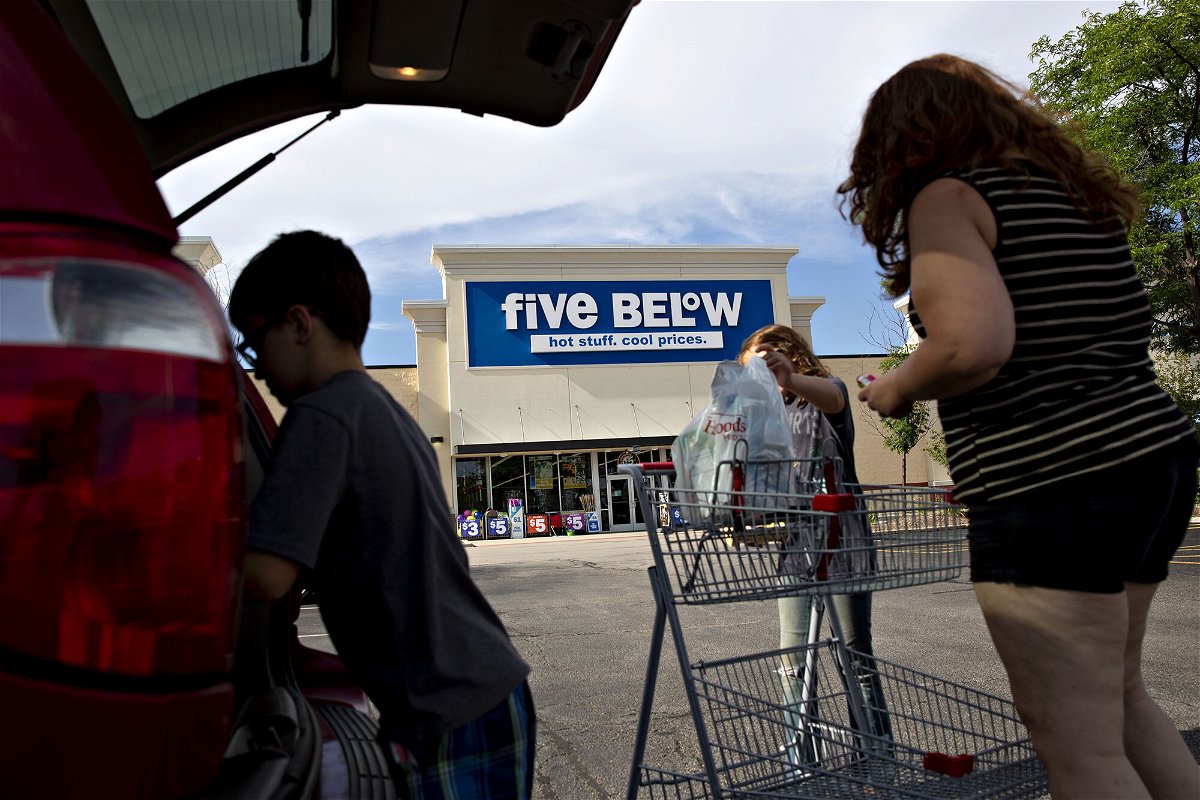 <i>Daniel Acker/Bloomberg/Getty Images</i><br/>Shoppers place purchases into vehicles outside a Five Below store in Bloomington